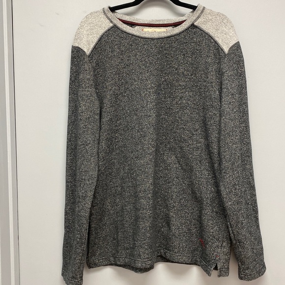 Tommy Bahama Two Tone Gray Lightweight Sweatshirt - Picture 1 of 8